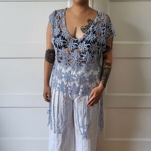 POL Anthropologie Light Blue Daisy Crochet Fringe Festival Boho Hippie Top